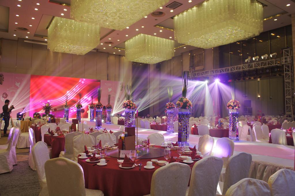 Rosedale Hotel & Resorts Suzhou Суджоу Екстериор снимка