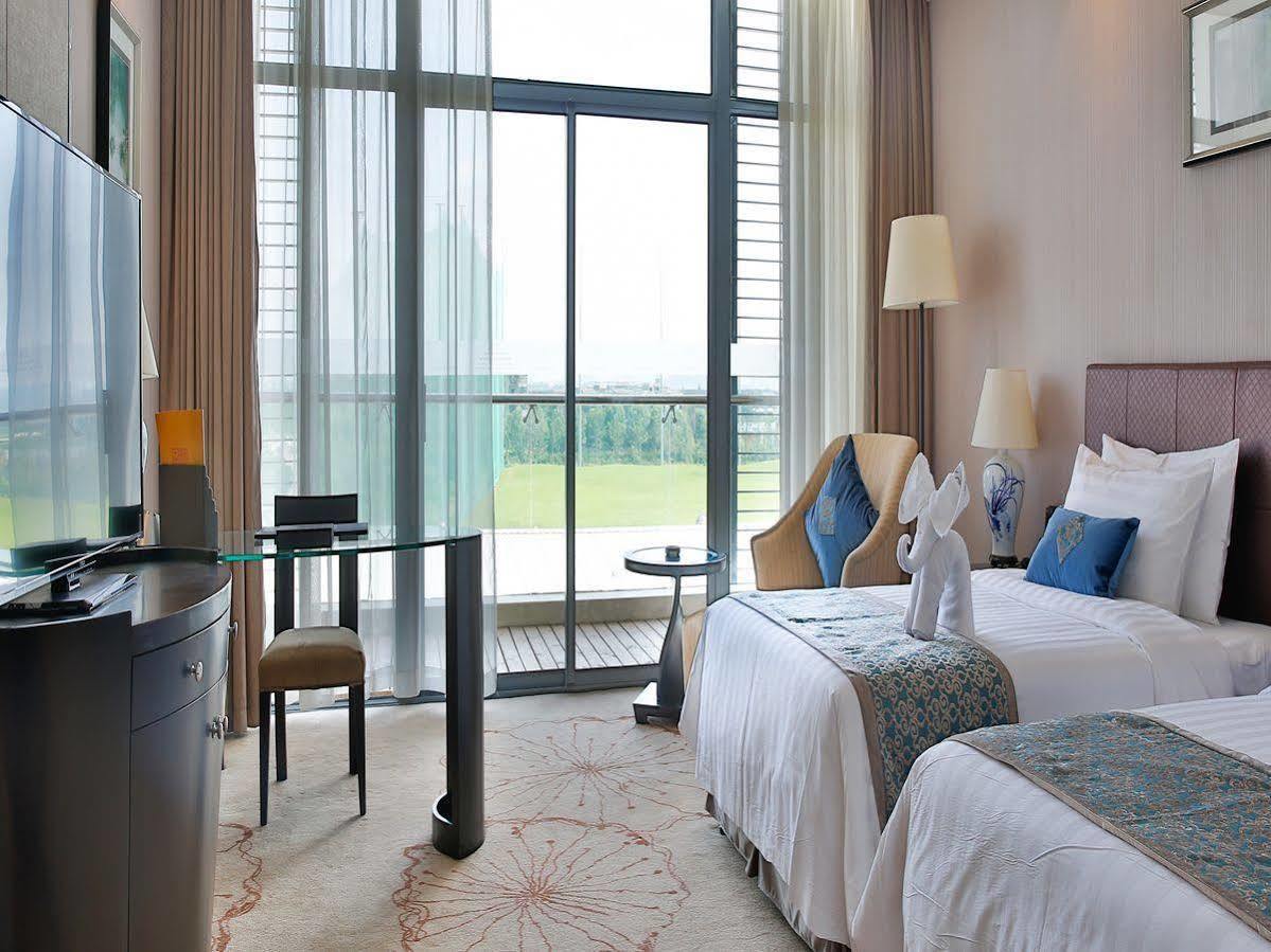 Rosedale Hotel & Resorts Suzhou Суджоу Екстериор снимка